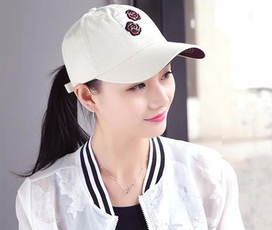 美麗的帽子，帶給你不一樣的春天